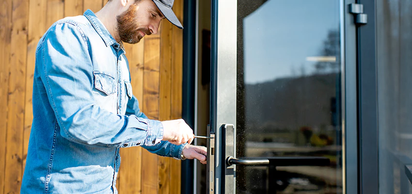 Frameless Glass Storefront Door Locks Replacement in West Orange, NJ